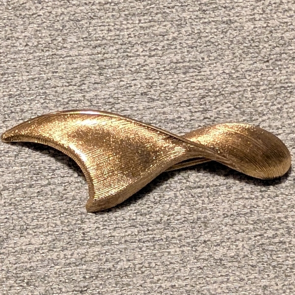 Monet Accessories - Monet Vintage Statement Pin Brooch Gold Tone Abstract Chunky Signed Modernist